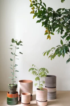 Terrakotta-Krukker|Hoff Krukke Serien^PLANT Hoff krukke, raw grey