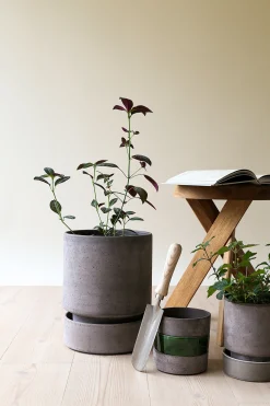 Terrakotta-Krukker|Hoff Krukke Serien^PLANT Hoff krukke, raw grey