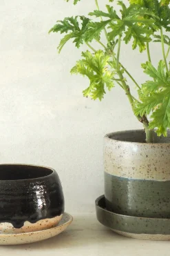 Håndlavede Krukker|Glaserede Krukker^PLANT Nina Frigg medium no. 4