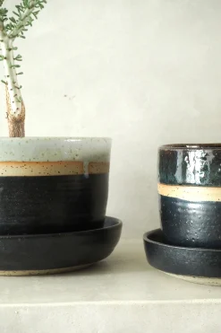 Håndlavede Krukker|Glaserede Krukker^PLANT Nina Frigg stor no. 1
