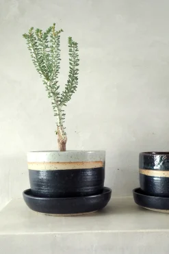 Håndlavede Krukker|Glaserede Krukker^PLANT Nina Frigg stor no. 1
